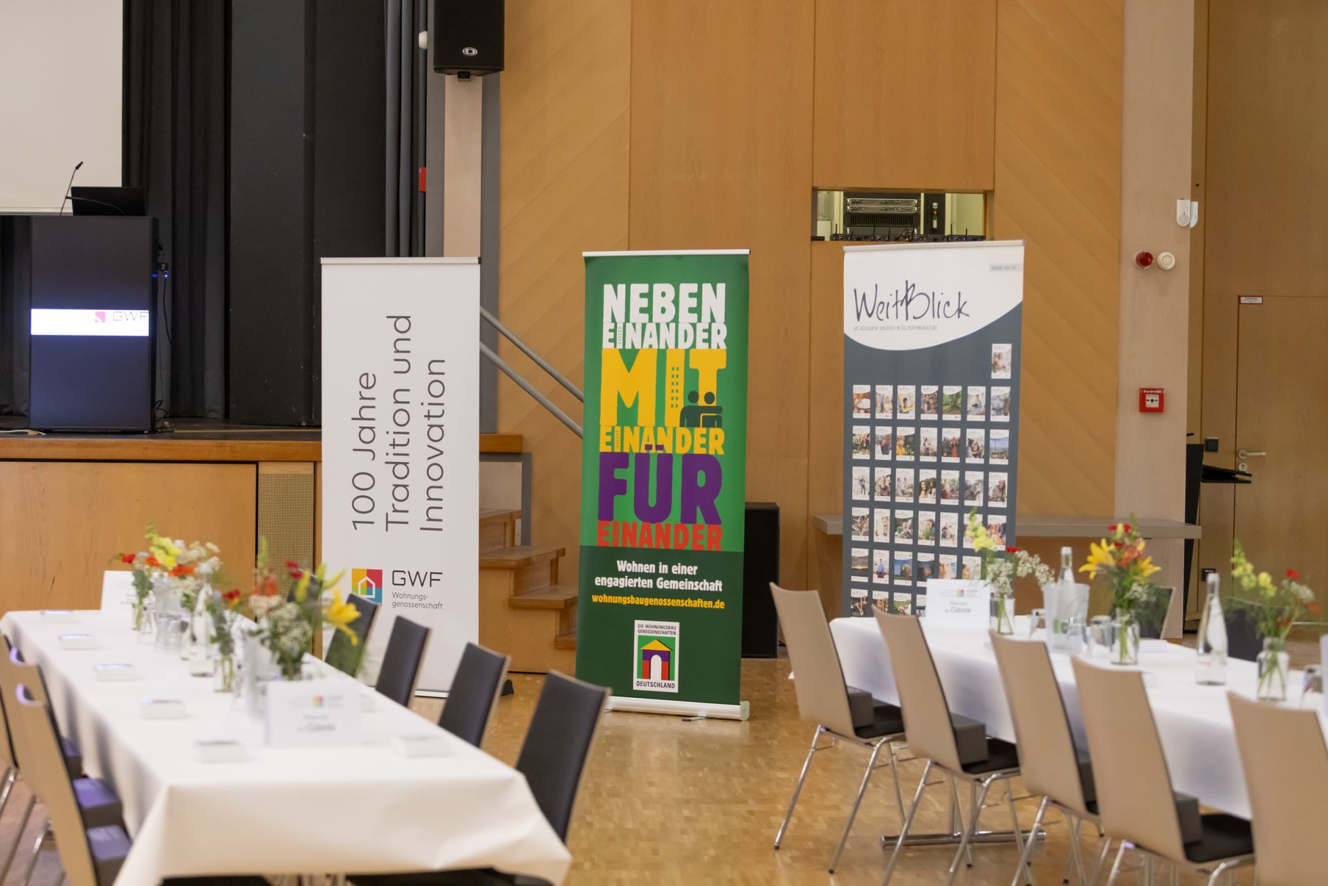 RollUp 100 Jahre