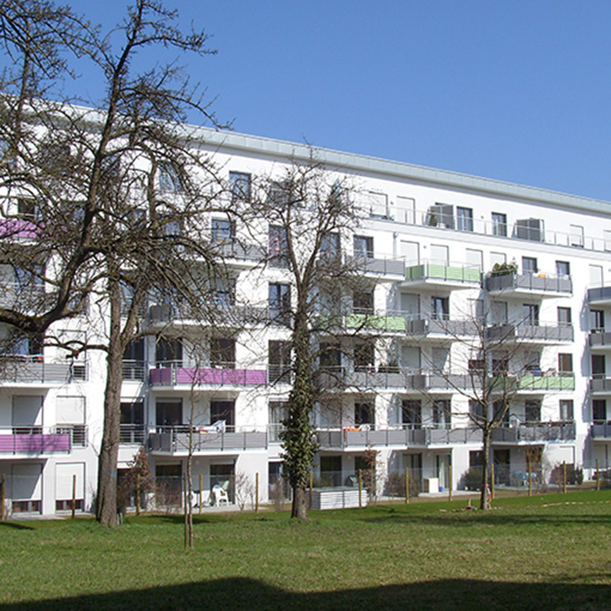 Stadionstraße 54–58